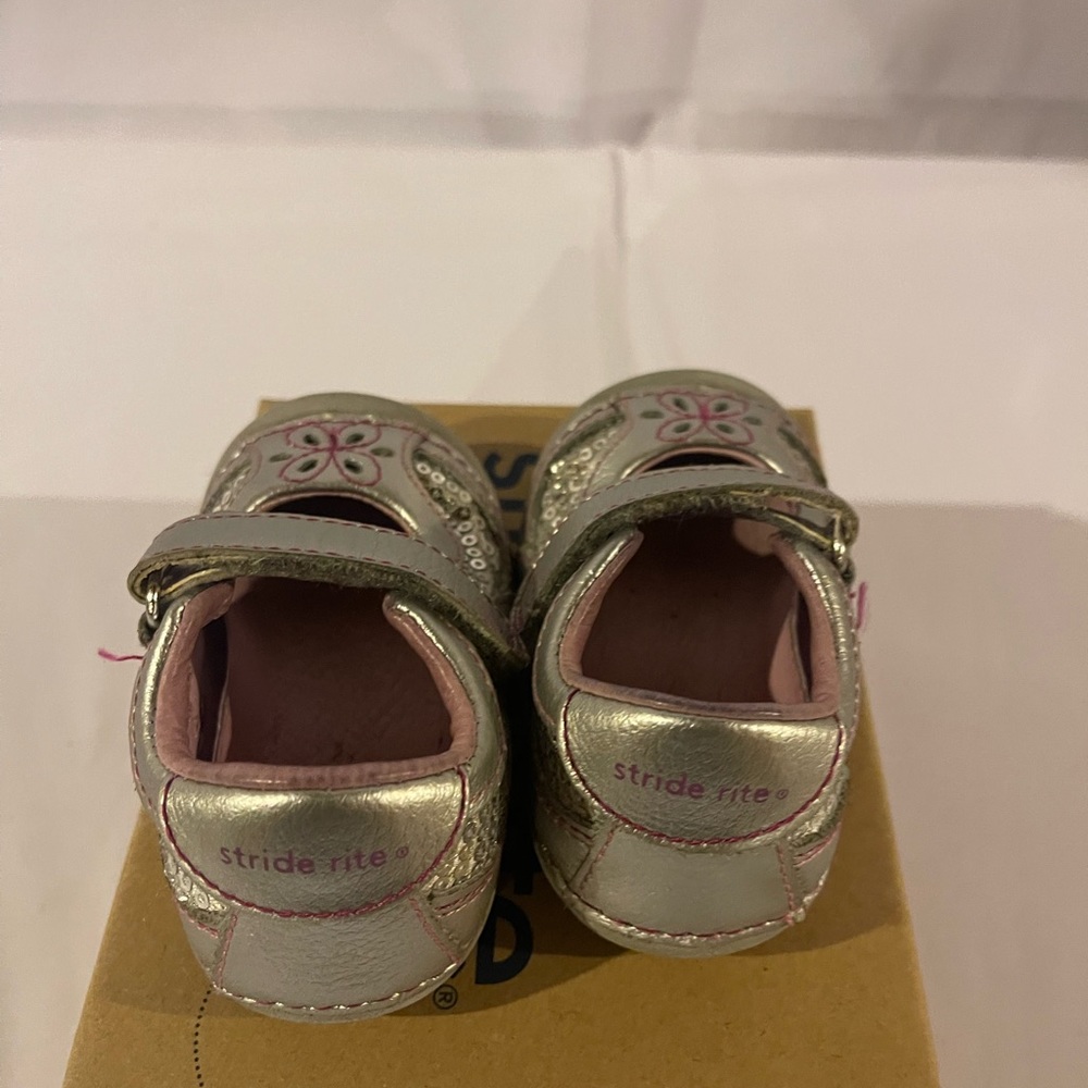 Stride Rite SRT SM Kaley First Walker (Infant/Toddler), Silver Metallic Size 3M - Picture 5 of 7